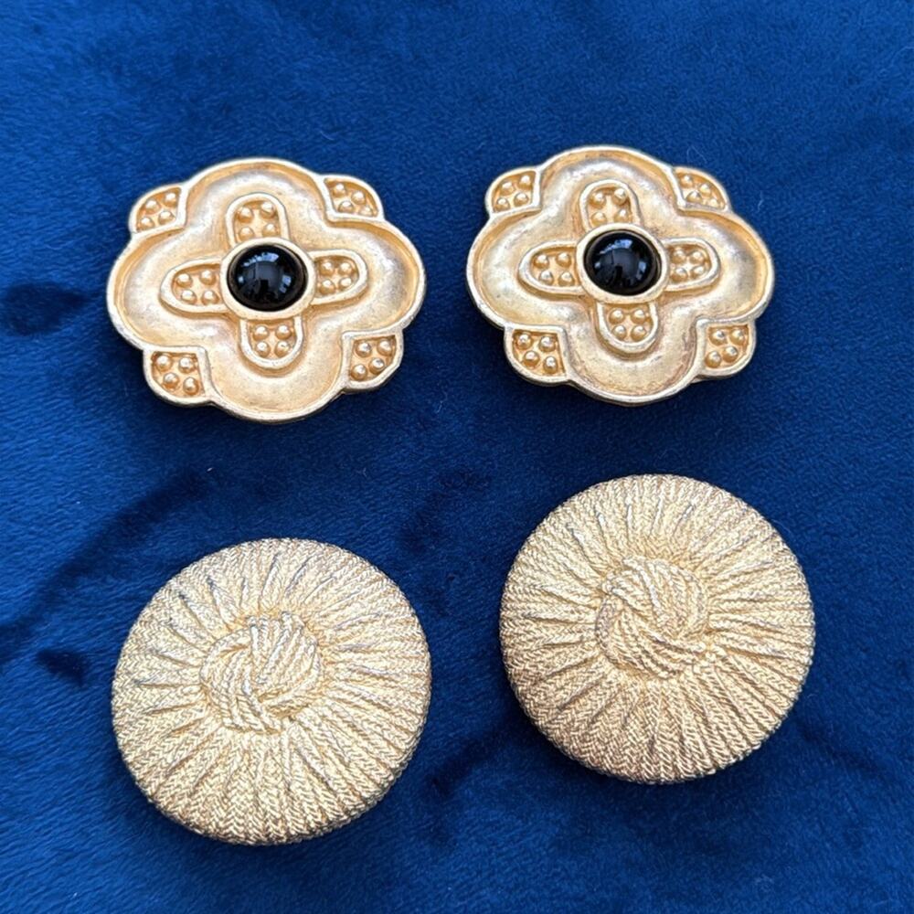Two Pair Vintage Unbranded Gold Tone Clip On Classy Regency Chic Earrings
